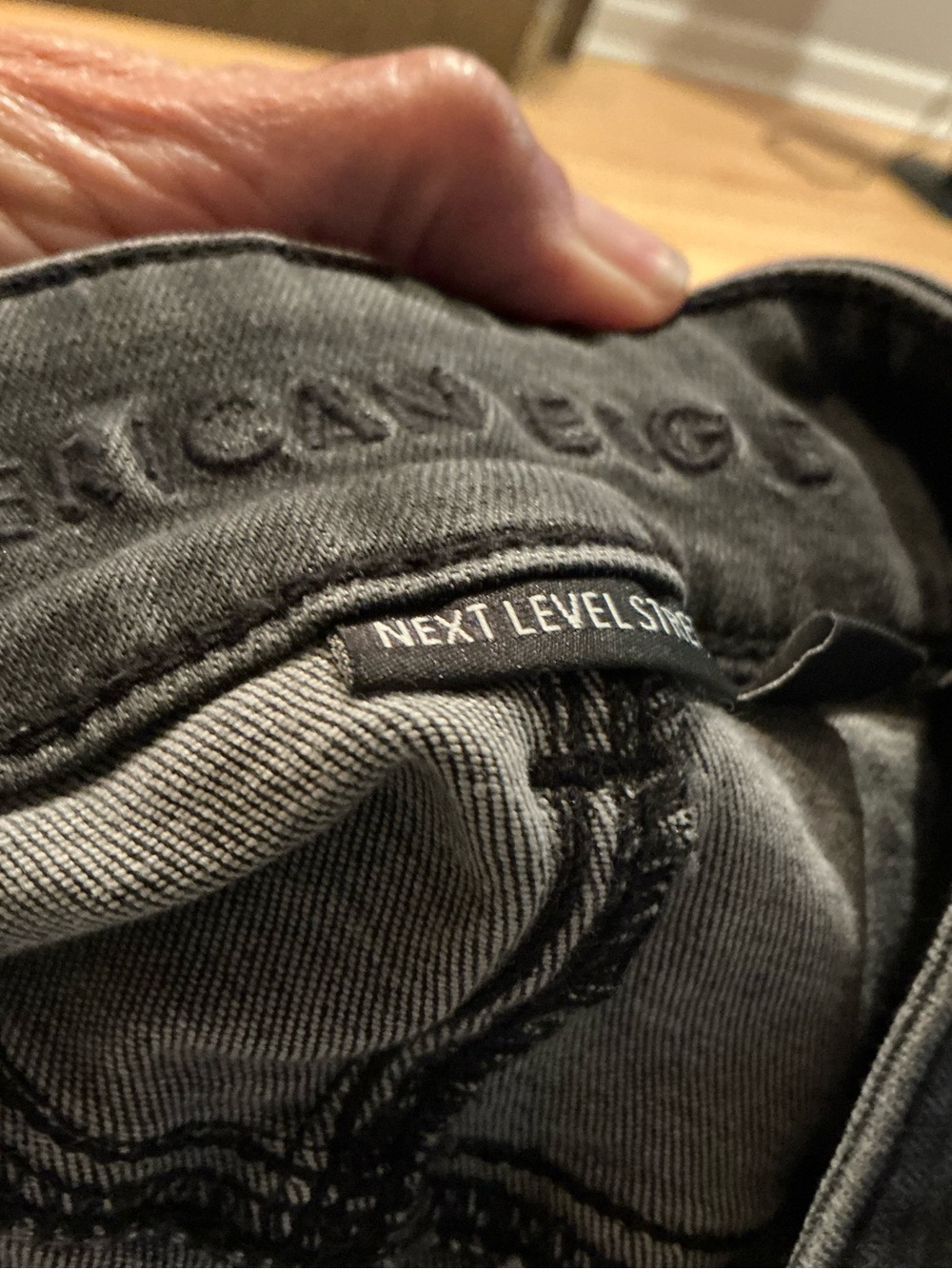 American Eagle super high-rise, black jegging jeans - Picture 5 of 6